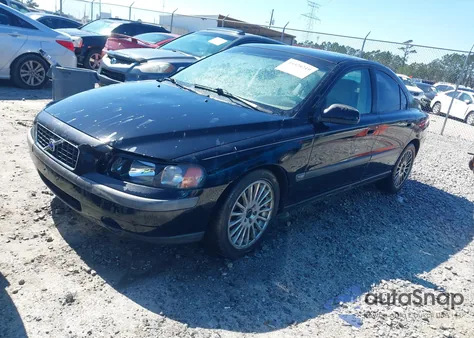 2002 Volvo S60 2.4T z USA, uszkodzony, nr VIN YV1RS58D522196993